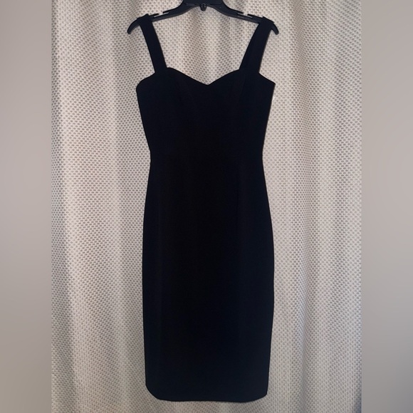 Dress the Population Nicole Sweetheart Neck Cocktail Dress - Picture 3 of 12